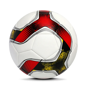 Ballons de football en cuir pour sports de plein air, nouveau design, équipement d'entraînement quotidien pour équipes. - Product Image 1