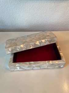 Boîte de rangement pour bijoux MOP de qualité supérieure, faite à la main, décorative, pour femmes, accessoires de bijouterie, pour la maison, en vente - Product Image 2