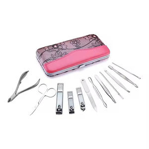 Kit Profesional de Manicura y Pedicura de Calidad de Salón, Set de Cuidado de Uñas con Cortaúñas 4 en 1, Empujador, Tijeras, Estuche Metálico y Bolsa - Product Image 1