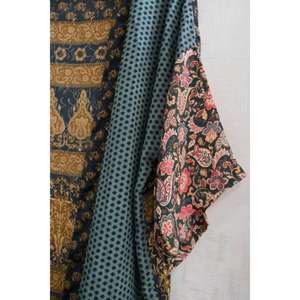 Kimono de Seda Indio Hecho a Mano para Mujer, Bata Corta Estampada para Dormir, Regalo, Ropa de Estar por Casa - Product Image 3