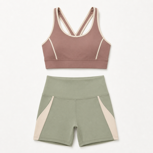 Ensemble de yoga deux pièces pour femme : Soutien-gorge de sport dos nageur et short taille haute avec bordure contrastante, sans couture, respirant, tenue de sport - Product Image 1
