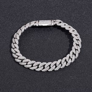 Bracelet en diamant moissanite de qualité supérieure avec design à maillons cubains réglables, disponible à prix d'exportation depuis l'Inde - Product Image 5