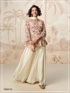 ชุดคุรตะปาลาซโซ่ ดีไซน์เนอร์ ผลิตจากผ้าไหมชิโนนเนื้อหนา พร้อมงานปักเลื่อม งานฝีมือคุณภาพสูง ชุดพื้นเมืองสำหรับผู้หญิง เหมาะสำหรับงานแต่งงานและงานปาร์ตี้ - Product Image 4