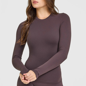 T-shirt de compression pour femme à manches longues, séchage rapide, protection UV, avec logo personnalisé - Product Image 4