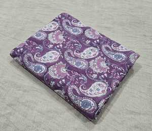 Tela de algodón estampada a mano con motivos florales, ecológica, reutilizable, personalizada, proveedor de tela estampada a mano para pedidos al por mayor. - Product Image 1