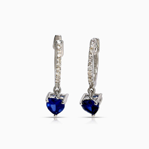 Boucles d'oreilles créoles Vaayu Jewels en saphir en forme de cœur, en or 10K/14K/18K et argent 925/935, sertissage griffe, bijoux tendance pour femme, mariage - Product Image 4