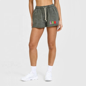 Pantalones Cortos Deportivos de Algodón Gris para Mujer con Estampado de Logotipo Colorido, Corte Casual de Cintura Media, Tejido Transpirable - Product Image 1