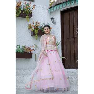Hermosos vestidos de noche Ropa de fiesta Lehenga Choli con hilo y trabajo Zari - Product Image 5