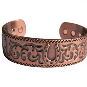 Elegante Brazalete Abierto de Cobre con Acabado Forjado Personalizado, Joyería Metálica de Moda con Diseño Exquisito - Product Image 5