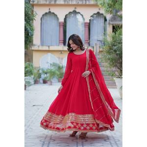 Vestido Bordado con Lentejuelas Múltiples de Estilo Indio y Pakistaní para Fiestas - Product Image 1