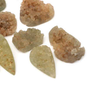 Cabujón de Prehnita Druzy Verde Natural al por Mayor, Cristal Curativo Suelto de Alta Calidad, Cambio de Color 20-35mm para Fabricación de Joyería de Plata - Product Image 5