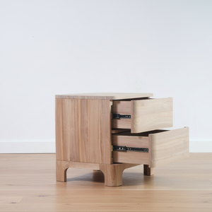 Mesa de Noche de Madera de Teca Sólida Estilo Nórdico con Dos Cajones y Altura Ajustable para Hogar, Apartamento, Hotel, Dormitorio, Sala de Estar, Almacén - Product Image 4