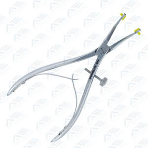 Pinces orthodontiques pour couronnes Instruments dentaires en acier inoxydable de qualité supérieure pour la précision et la durabilité des procédures orthodontiques - Product Image 3