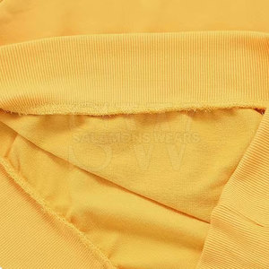 Sweat-shirt pour homme en coton mélangé avec impression personnalisée et coupe ample, idéal pour les tenues streetwear tendance. - Product Image 5