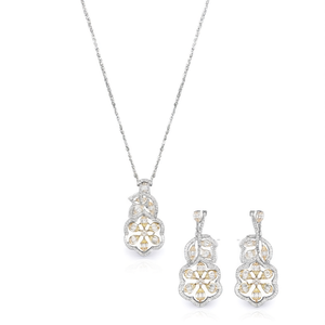 Ensemble élégant Royal American Platinum pour femmes, collier avec pendentif en diamant et boucles d'oreilles assorties pour les fêtes, les mariages, les festivals, élégant - Product Image 2