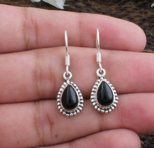 Pendientes de Ónix Negro Natural, Plata de Ley 925, Hechos a Mano, Estilo Vintage, para Bodas, Aniversarios y Fiestas - Product Image 2