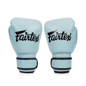 Guantes de Boxeo Fairtex Azul Cielo con Cierre de Velcro, Último Modelo, Más Vendidos, para Entrenamiento Profesional y Sparring, CP-BG-94 - Product Image 2