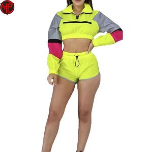 Ventes en gros de shorts coupe-vent pour femmes de haute qualité, ensemble 2 pièces, respirant, séchage rapide, 100% polyester - Product Image 1