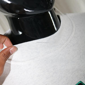 Sudadera de cuello alto LYNCH ASH GREY 100% verde caza con apliques bordados, sudadera de cuello ancho CLUSH INDUSTRIES - Product Image 6