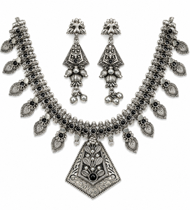 Conjunto de collar llamativo de aleación de cobre chapado en platino para mujer con circonita negra engastada en bisel y pendientes a juego, ideal para aniversario. - Product Image 1