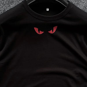 เสื้อยืดผู้ชายลายอนิเมะ พิมพ์ลายตามสั่ง ทรงหลวม ไซส์ใหญ่พิเศษ ผ้าซักแล้ว ระบายอากาศได้ดี สวมใส่สบาย - Product Image 1