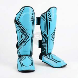 Protège-tibias de Muay Thai en cuir PU noir et rouge de qualité supérieure, protections de jambes pour MMA et Kickboxing, rembourrage en mousse haute densité, robustes pour le sparring - Product Image 4