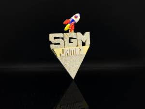Pendentif personnalisé en diamant glacé Thunder, Pyramide James, en acier inoxydable plaqué imitation rhodium, breloque Hip Hop, cadeau unisexe - Product Image 3