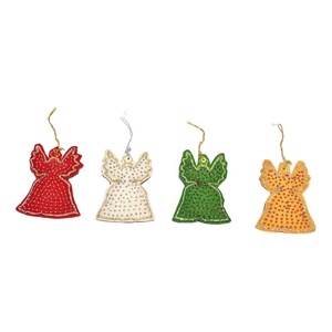 Zari – décoration d'arbre de noël en forme d'ange, Design de flocon de neige-rouge - Product Image 1