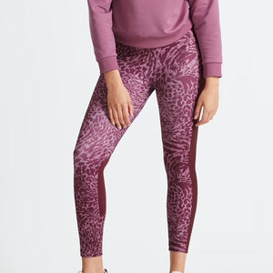 Leggings de sublimation pour femmes, qualité export premium, service OEM, best-seller, fabriqués au Pakistan avec les meilleurs matériaux - Product Image 1