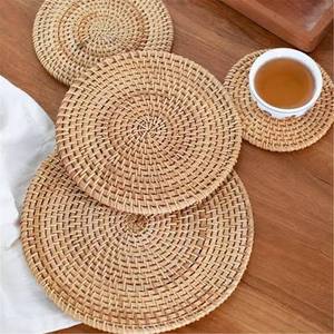 Assiette de présentation en rotin naturel style bohème haut de gamme, tapis de table tressé, fournisseur en gros, prix d'usine - Product Image 1