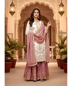 Traje Sharara de Seda Pur Gmy con Bordado Intenso y Lentejuelas, Estilo Étnico Indio, con Dupatta de Encaje Radymate para Boda - Product Image 1