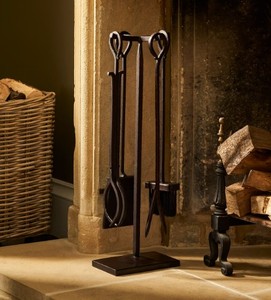 Customized Handmade Traditional Cast Iron Fireplace <b>Tool</b> <b>Set</b> With Stand Tongs Shovel Brush For Wood Burning Fireplace From India - Product Image 1