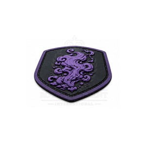 Patchs tactiques personnalisés avec des motifs textiles uniques, une construction durable et des détails soignés pour les vêtements et les sacs d'extérieur - Product Image 5