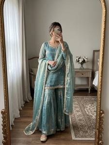 Ensemble prêt-à-porter entièrement cousu avec haut brodé de sequins et de miroirs, pantalon Sharara Plazzo et dupatta. - Product Image 4