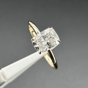 Anillo de Diamante Sintético de Corte Ovalado Cultivado en Laboratorio, Certificado por IGI, Chapado en Oro de 18k, Joyería Clásica, Regalo de Boda Unisex - Product Image 3