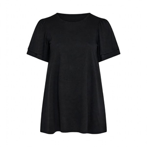 T-shirt décontracté noir à manches courtes pour femme, col rond, couleur unie, coupe ample, idéal pour l'été et le quotidien - Product Image 1