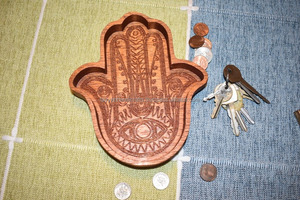Bandeja de Servicio de Madera Elegante de Alta Calidad con Asa de Metal para Restaurantes y Hoteles de la India - Product Image 2
