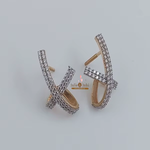 Pendientes de Aro de Oro Rosa de 18K para Mujer, Diseño Elegante y Moderno, Ajuste Cómodo, Acabado Elegante, Regalo - Product Image 5