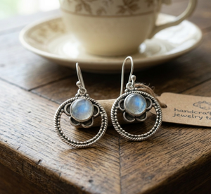 Pendientes Colgantes de Piedra Lunar Arcoíris, Plata de Ley 925, Pendientes de Aro Florales Bohemios, Joyería Hecha a Mano para Mujer, Regalo para Mujer, Mamá, Hermana - Product Image 6
