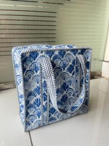 Bolsos de Mano de Algodón Acolchado Kantha Artesanales, Tela Reciclada, Uso Diario de Verano, Cierre de Cremallera Hecho a Mano, Cadenas - Product Image 1