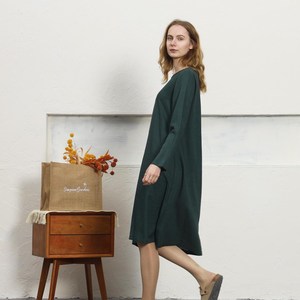 Vestido maxi de lino y algodón verde de lujo, liso, con cuello en V, corte holgado, manga larga, informal, de verano, para mujer. - Product Image 3