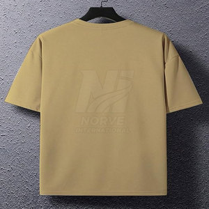 Camiseta de Hombre de Talla Grande de Calidad con Acabado de Tela Suave y Comodidad Duradera - Product Image 5