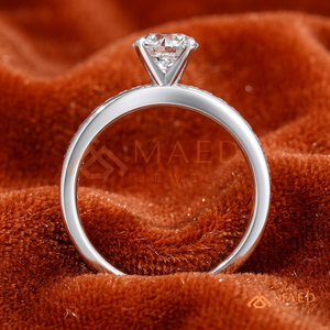 Anillo de Compromiso de Moissanita de 1 Quilate con Corte Redondo, Anillo de Boda de Plata 925 con Banda Pavé, Joyería con Apariencia de Diamante para Mujer - Product Image 4