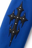 Vente en gros de sweats à capuche bleus pour hommes, style streetwear, avec patchs croix gothiques, en molleton clouté, personnalisables OEM