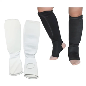 Protège-tibias de boxe en cuir premium, de différentes couleurs, avec chaussettes de compression pour mollets larges, vente en gros - Product Image 4