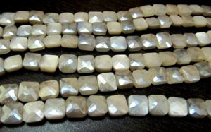 Perles facettées en pierre de lune naturelle couleur pêche 7-8mm, fil de 8 pouces de long, plaqué argent - Product Image 3