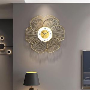 Horloge murale élégante en forme de fleur dorée, design floral décoratif pour salon, chambre à coucher, décoration de la maison - Product Image 4
