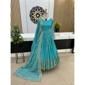 Conjunto de Traje para Mujer Night Star Senara Verde con Bordado en Georgette TD-120 - Product Image 1