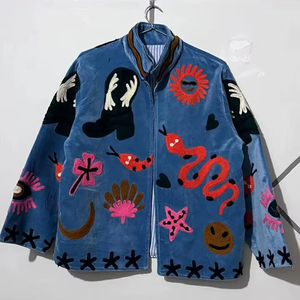 Veste en velours Suzani faite à la main, manteau brodé style bohème avec motif serpent - Product Image 1