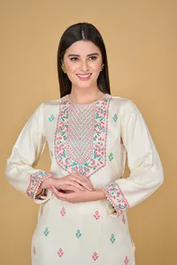 Tissu pour robe femme Safaa Kaynat Premium Acrowool tissé non coupé avec étole assortie - Collection Hiver - Product Image 4